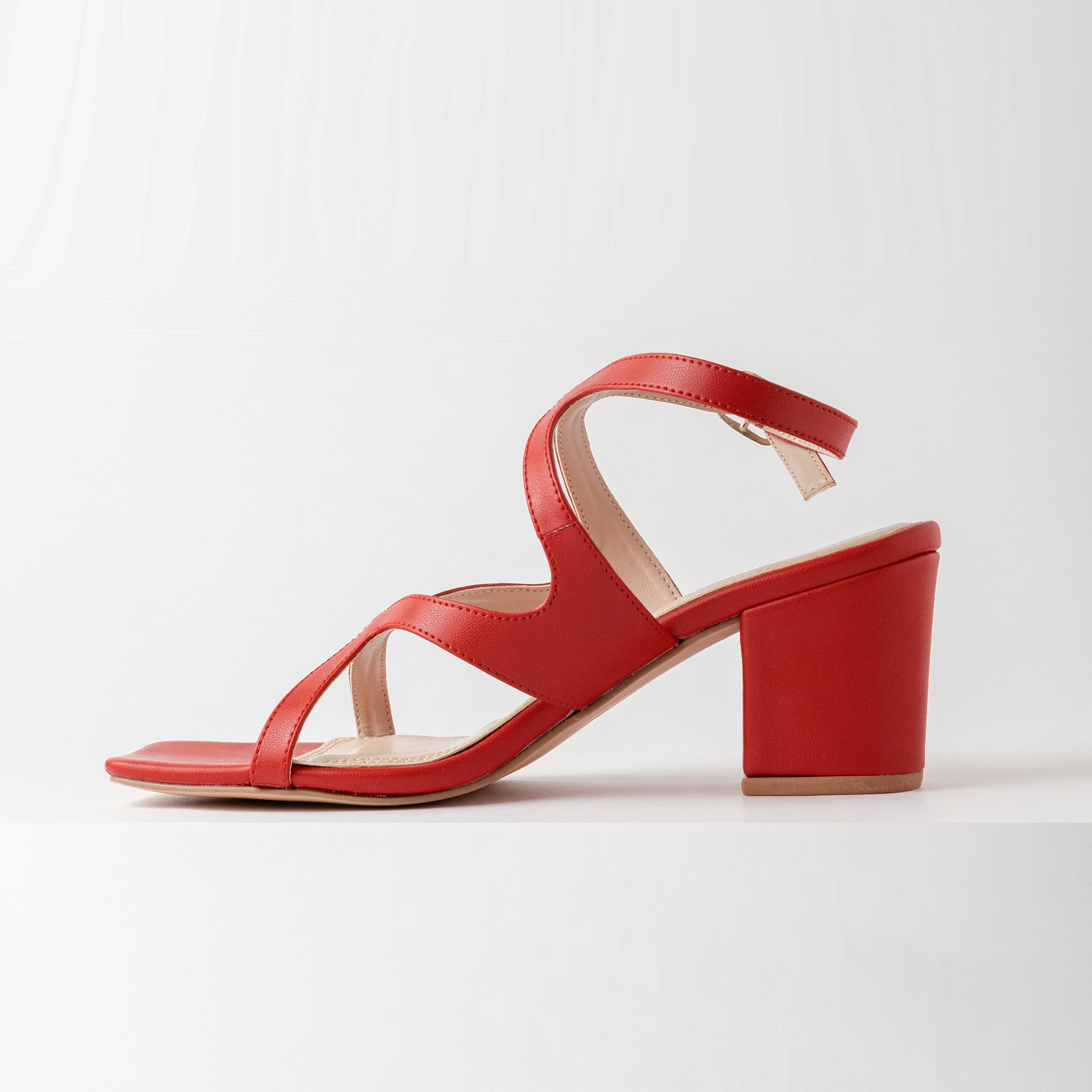 Image of Twisted Block Heels - Red